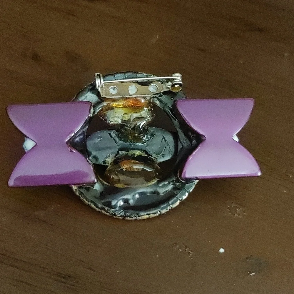Vintage Brooch Art Deco